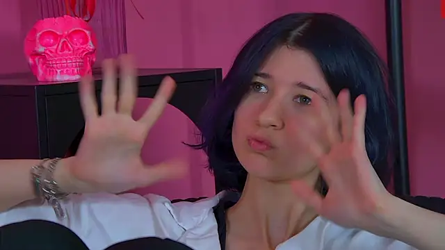 AnneAvelin's Live XXX Chat