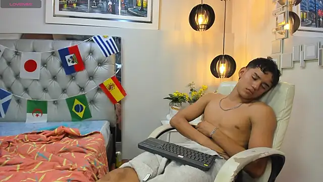 Chat +18 de Ryan_grayx ao vivo