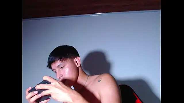 rowanbig – Naživo XXX chat