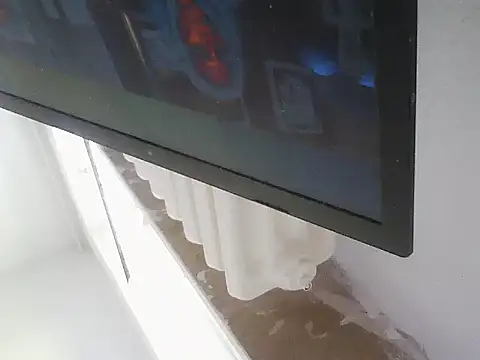 lickthehottie webcam show