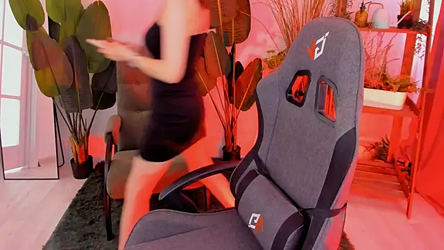 Онлайн чат XXX DiRosie