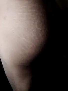 freakkydessi's Live XXX Chat
