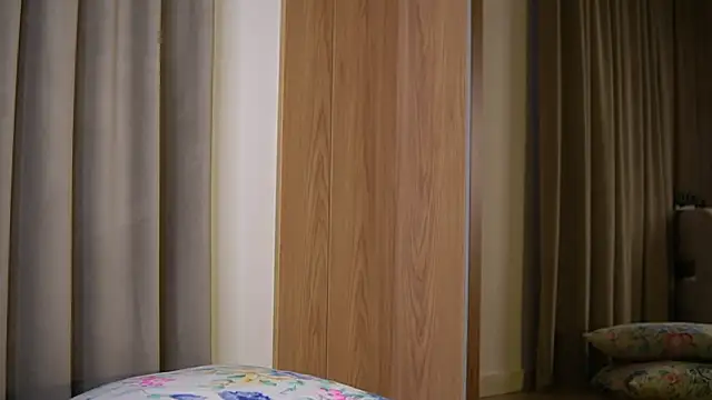 Sembang XXX Secara Langsung VanessaSimon