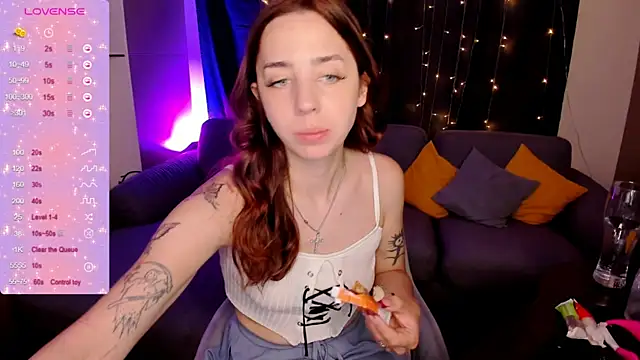 Chat XXX en directo de CharliGrace_