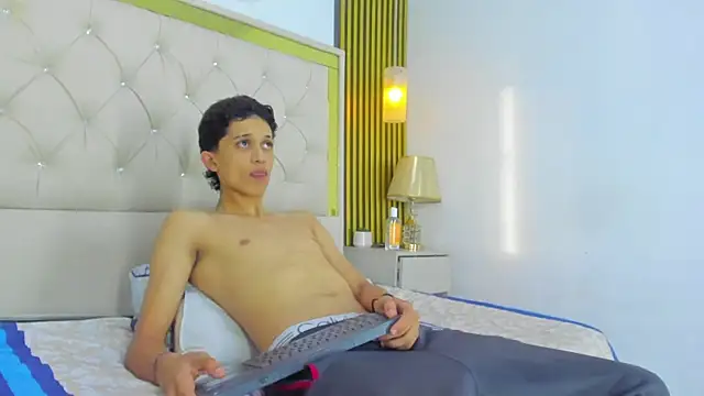 Chat +18 de Jay_Secret1 ao vivo