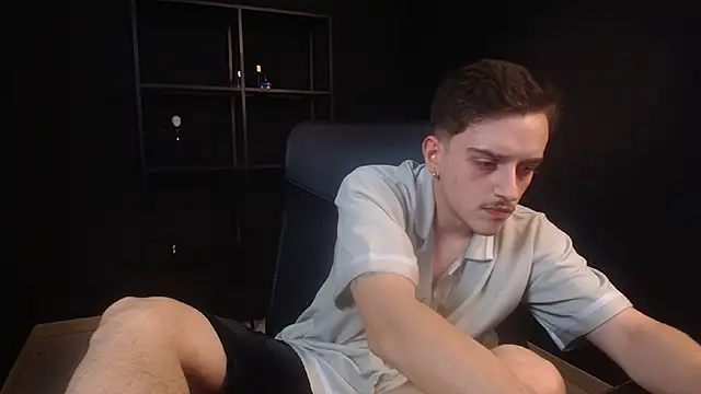 FelixStarkk Live XXX Chat
