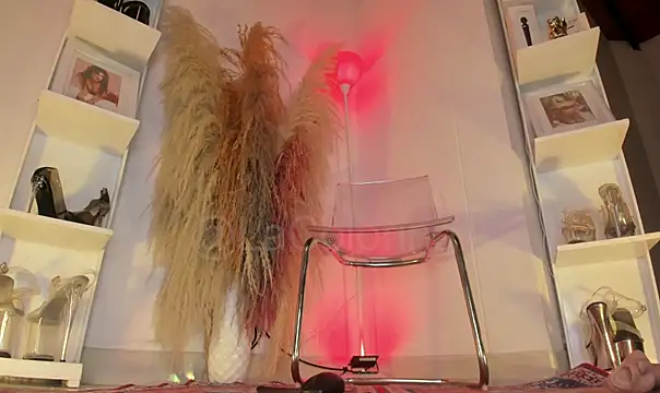 Lacolorinaa XXX чат на живо