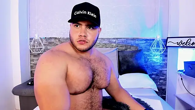 apolorusso Chat XXX live