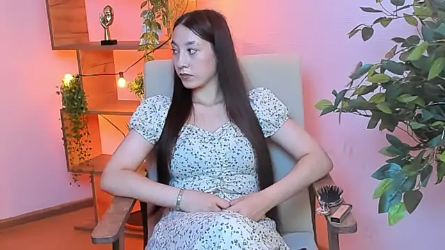 JinnyMenzella Adlı Modelin Canlı XXX Sohbeti
