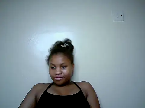 Chat +18 de Swt_smiles ao vivo