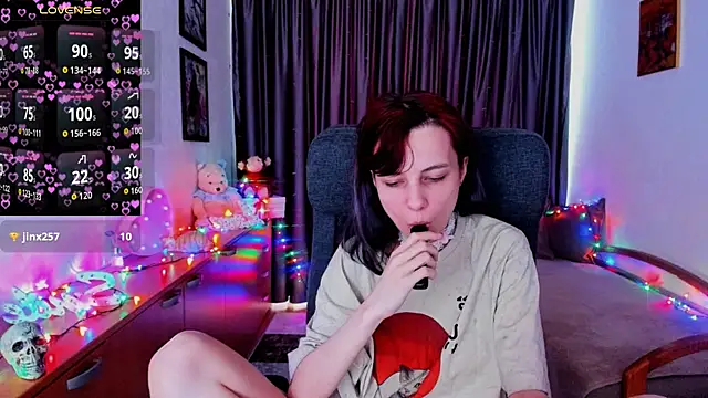 MiniLysiin Live XXX chat