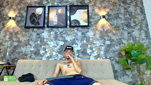 Nick_TattooedGuy Chat XXX in diretta
