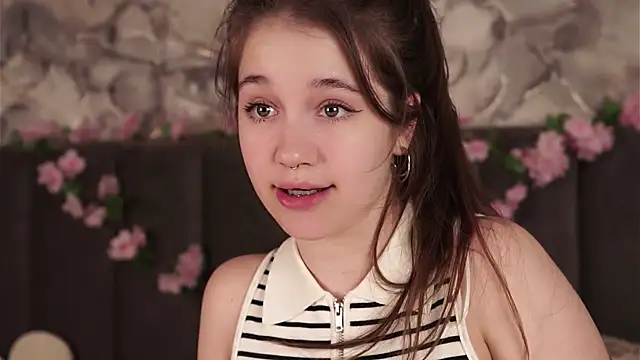 AmiLewis Live XXX-chat