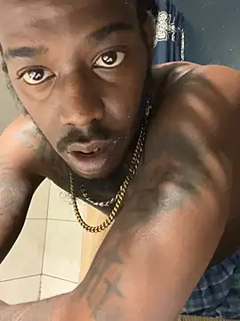 Dambaby25 Show in webcam