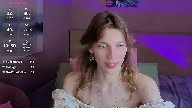 צ'אט XXX בשידור חי של Emily_Cartex