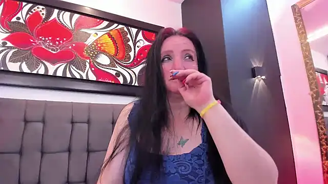 Živý XXX chat CloeMature