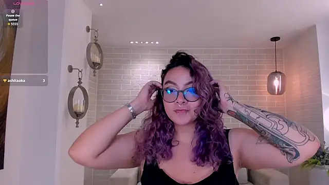 LoiseHarper's Live XXX Chat