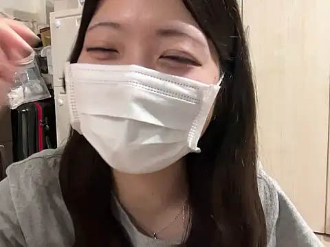 y-u-r-a-33のライブXXXチャット