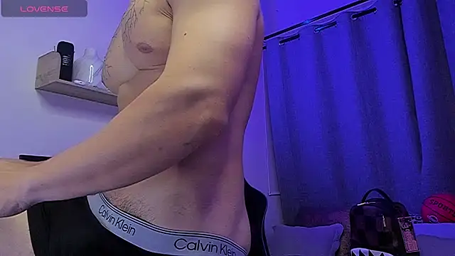 ASHTON_HILS Live XXX Chat