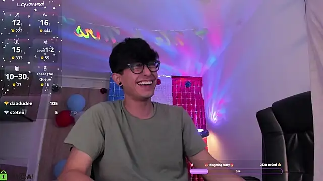Mikeyvioleta_n Live XXX chat
