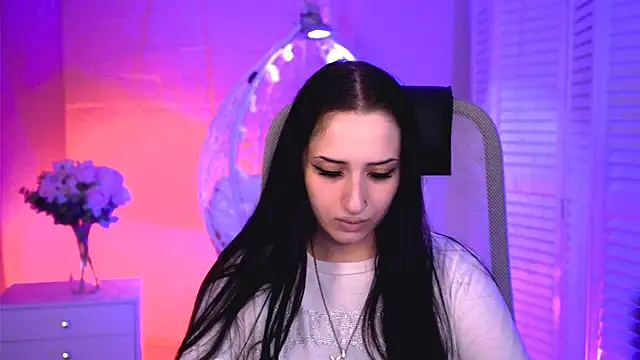 Chat XXX en directo de MonicaLowes
