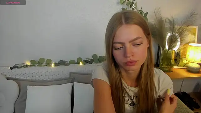 EmillyStarr Live XXX-Chat
