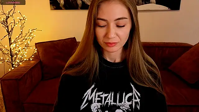 Chat +18 de Chain_Alice ao vivo
