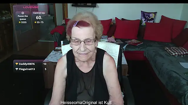 HeisseomaOriginal Adlı Modelin Canlı XXX Sohbeti