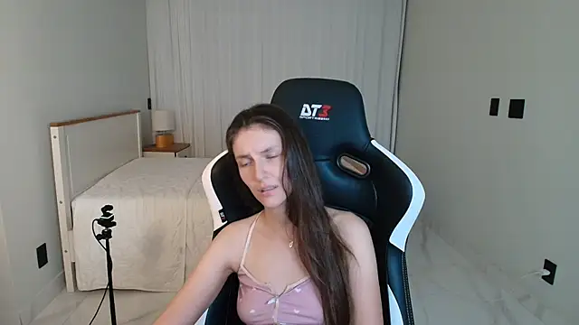 upssnowy Chat XXX live