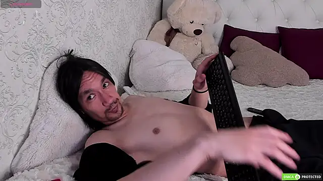 Онлайн чат XXX CalvinChapman