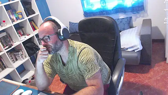 Chat +18 de ravingr4d4 ao vivo