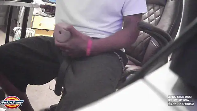 dickieshomieATX's Webcam Show