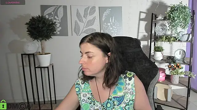 MartaEdams 现场XXX聊天