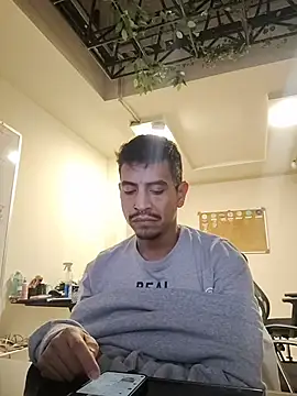 Chat XXX en directo de Juann-cock
