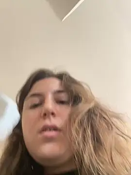 kate_nicepops333221's Live XXX Chat