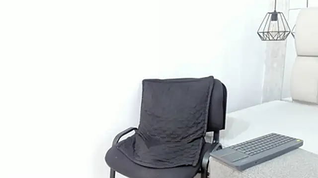 Bella_adamss_ Live XXX-Chat