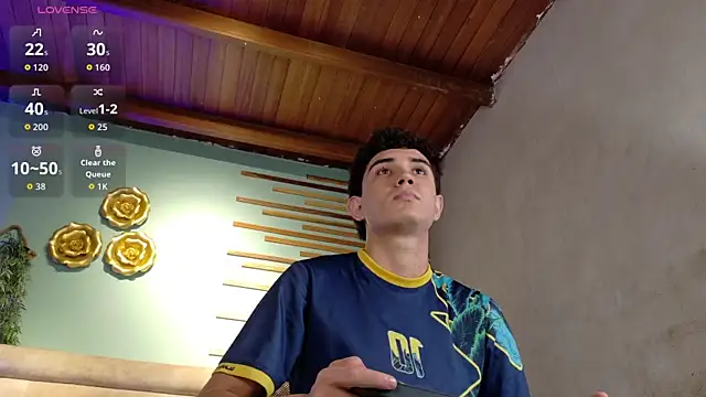 aalejo_gray élő XXX-chatje