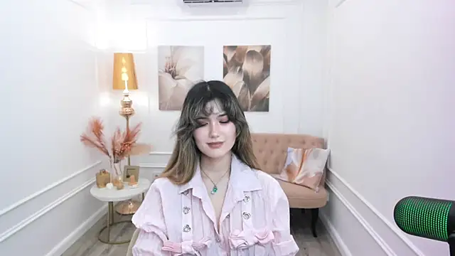 AnneTLi's Live XXX Chat