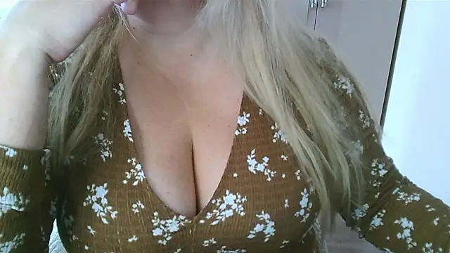 Wet_Maria's Live XXX Chat