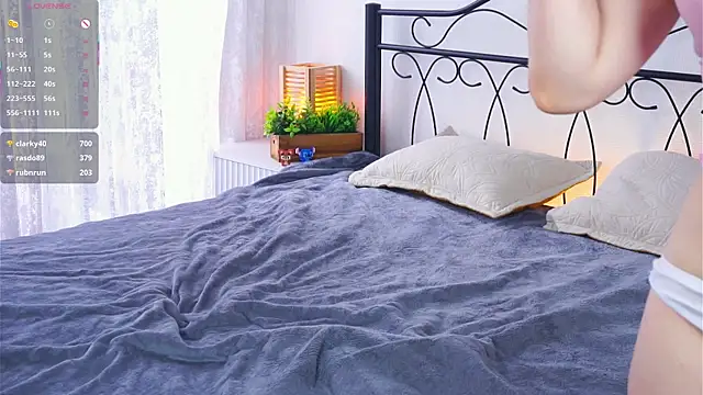 AccaCroyle: απευθείας συνομιλία ΧΧΧ