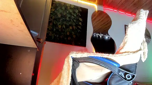 LatinMilk_のライブXXXチャット