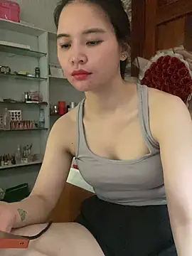 XXX chat uživo modela LiLi-Kirix99