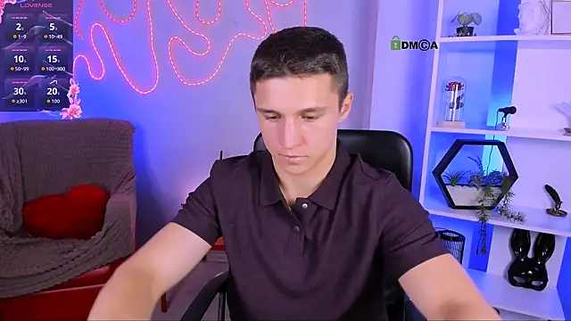 צ'אט XXX בשידור חי של emmanuel_shine