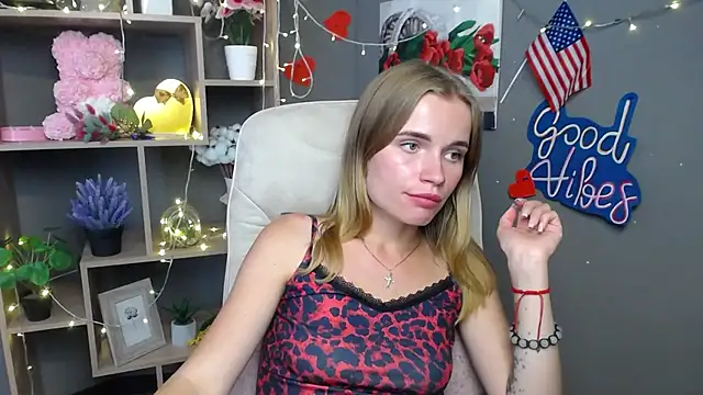 MargaritaKiss Adlı Modelin Canlı XXX Sohbeti