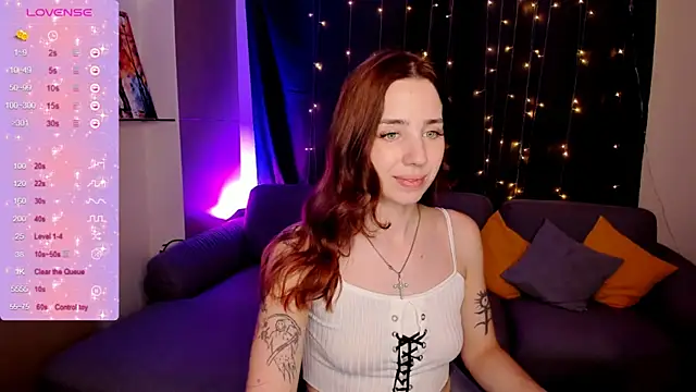 CharliGrace_ élő XXX-chatje