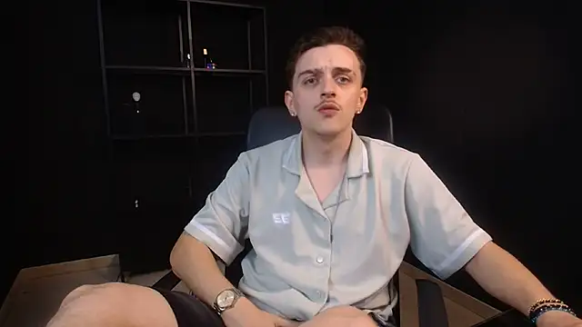 FelixStarkk live XXX chat