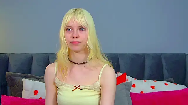 HannahHollis Adlı Modelin Canlı XXX Sohbeti