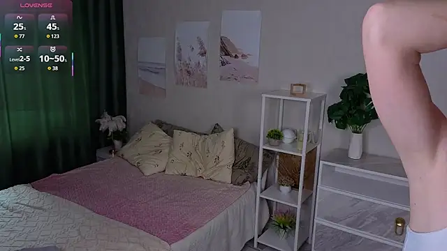 GenaBullett Adlı Modelin Canlı XXX Sohbeti