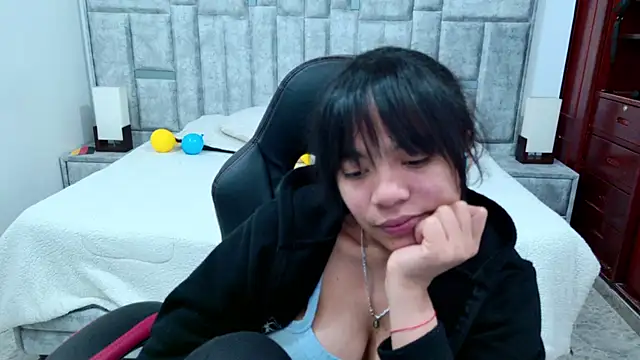 laureentt_ – Naživo XXX chat
