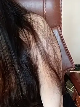 Ira_90's Live XXX Chat